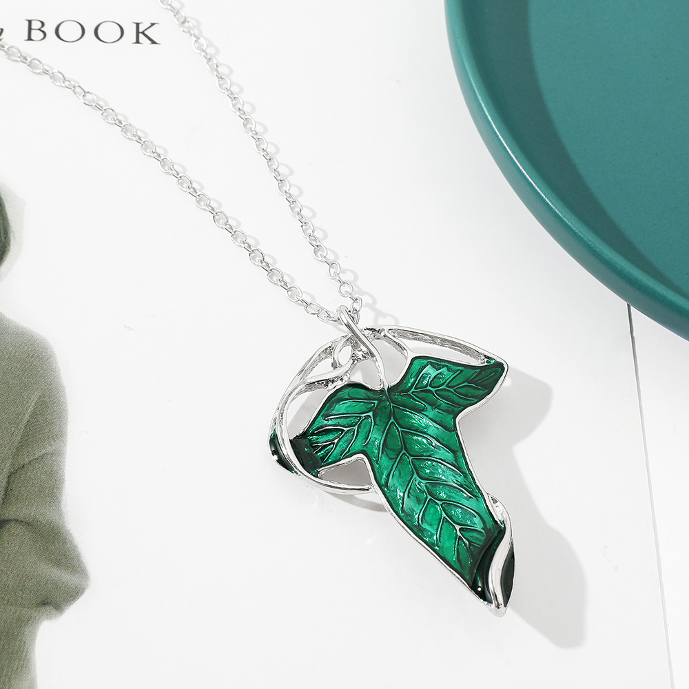 Vintage Green Leaf Pendant Nec - огляд і ціна Vintage Fashion Tumblr