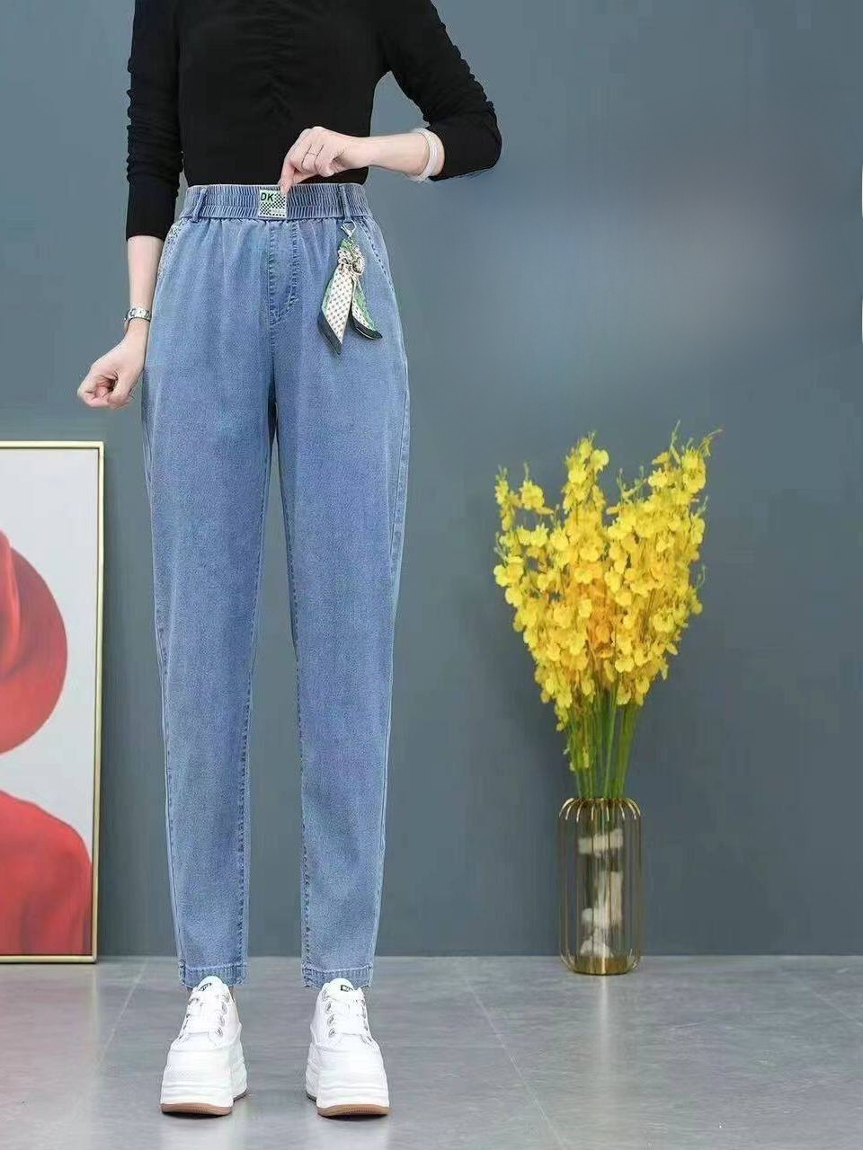 High Waist Straight Leg Ice Si - огляд і ціна Mom Jean High Rise