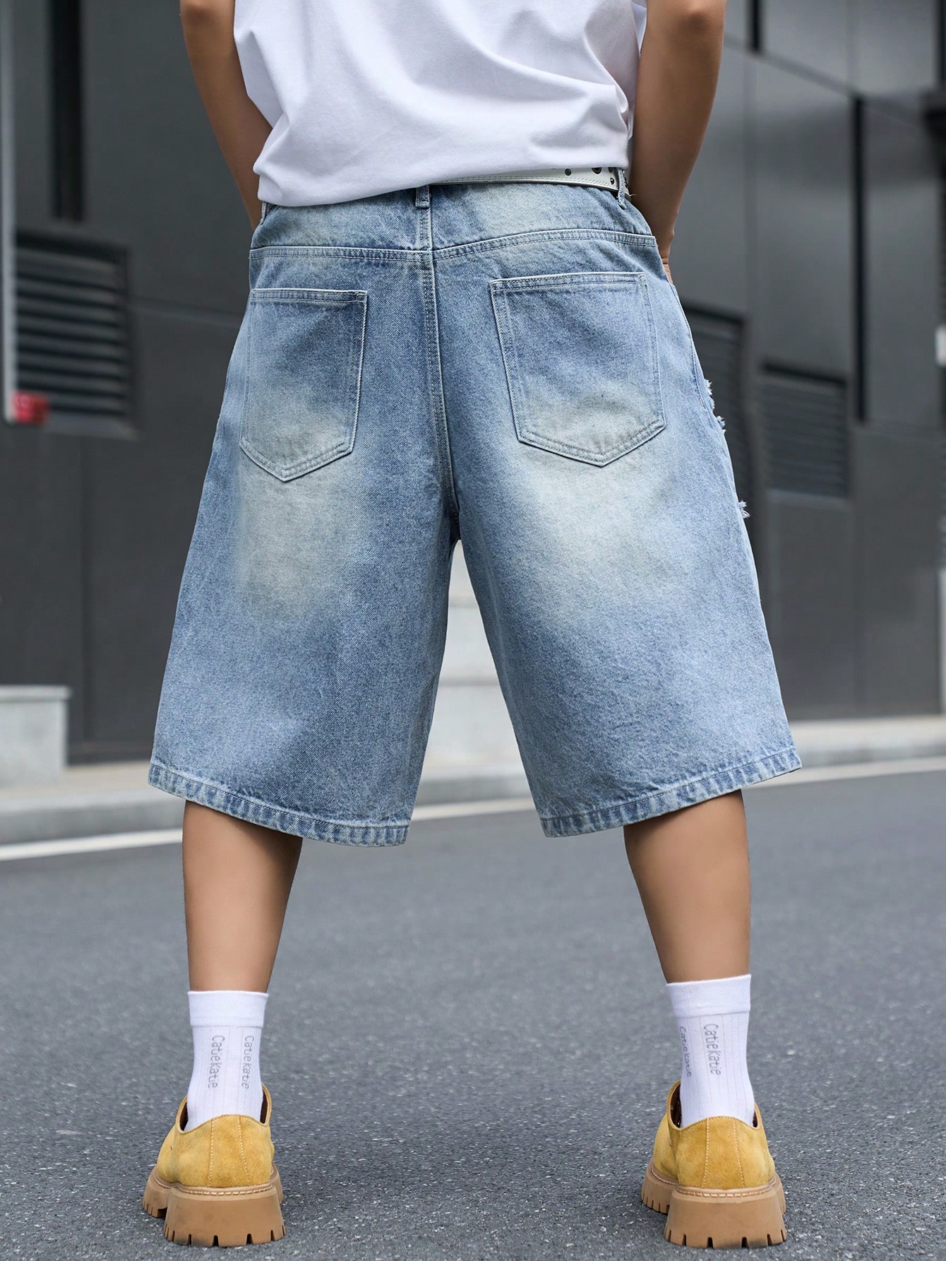 Men's Loose Fit Denim Bermuda  - огляд і ціна Vintage Fashion Jeans